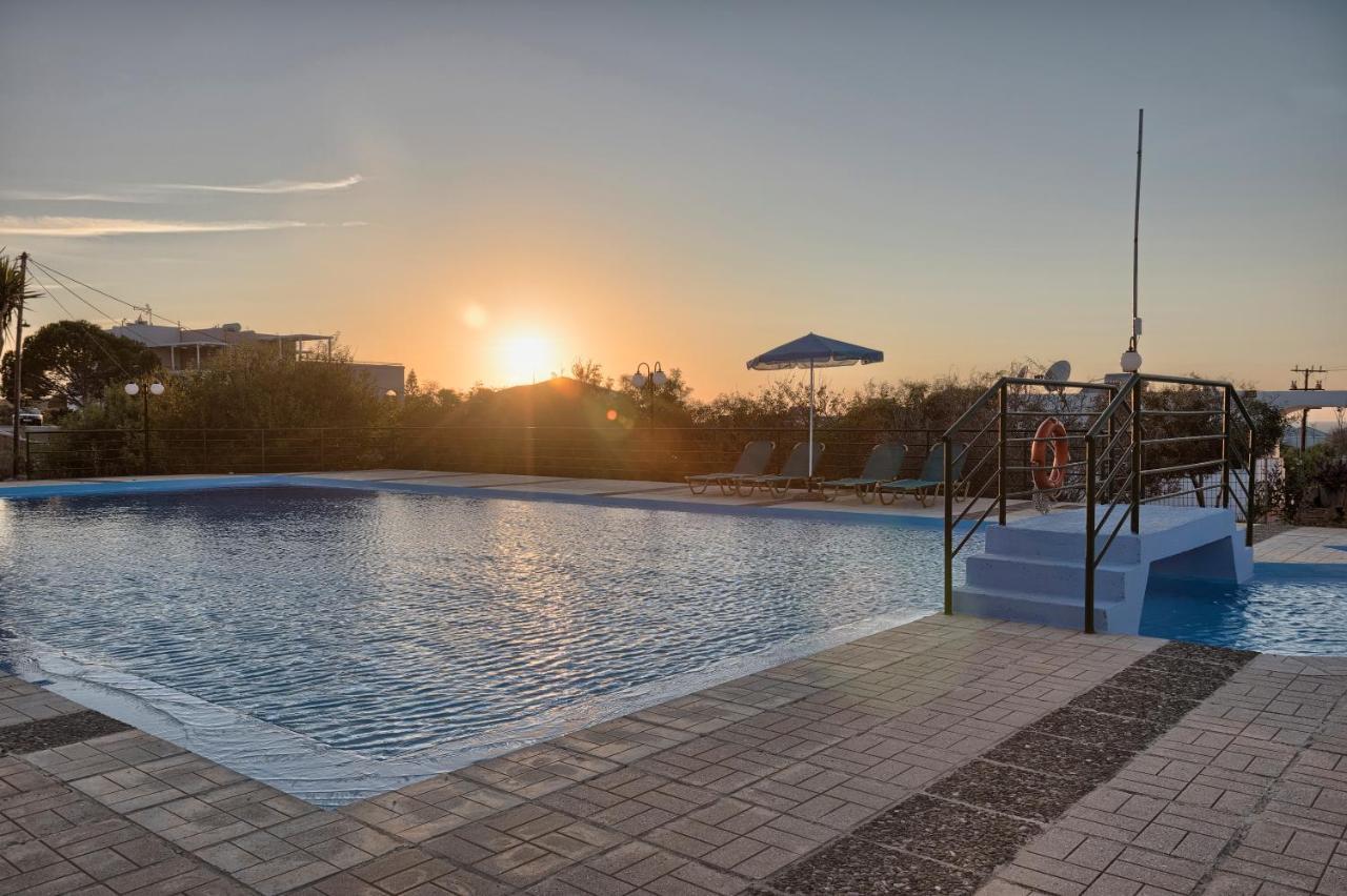 Anthemis Aparthotel Stavros  Bagian luar foto