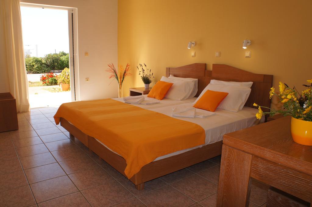 Anthemis Aparthotel Stavros  Bagian luar foto