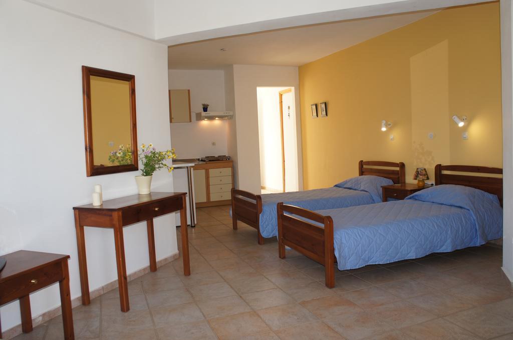 Anthemis Aparthotel Stavros  Bagian luar foto
